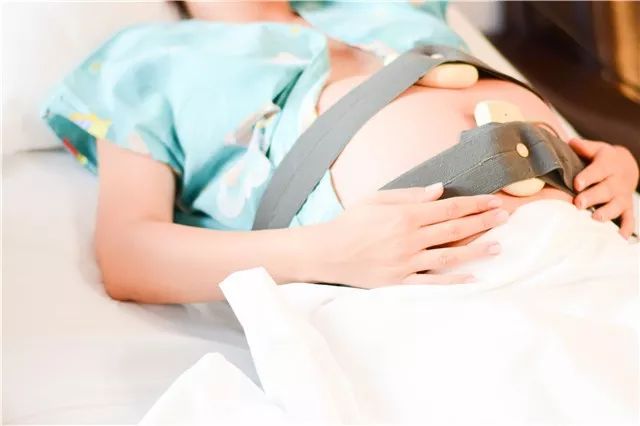 胎心监护就是听一听宝宝心跳吗？